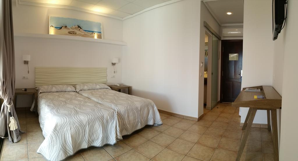 Hotel Bahia La Savina  Zimmer foto